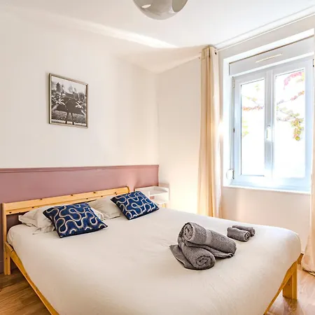 Maison Gilbert - Triplex 3 - Gare A Proximite * Reims
